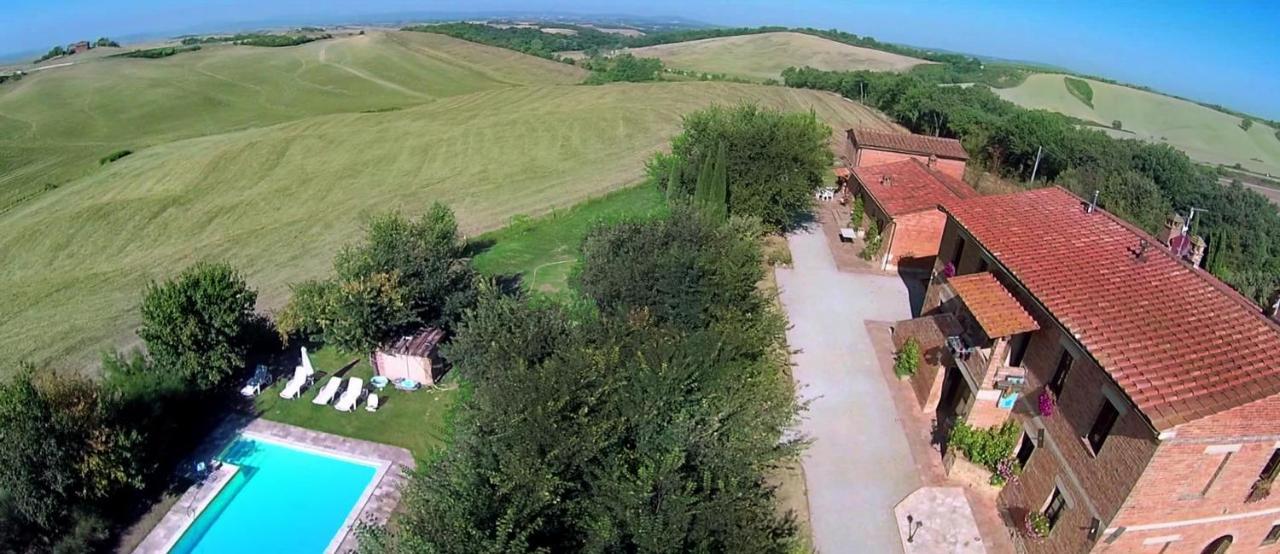 Agriturismo San Fabio Кастелнуово Берарденга Екстериор снимка