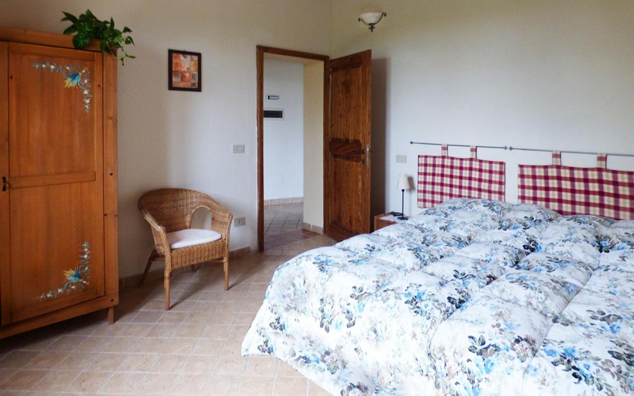 Agriturismo San Fabio Кастелнуово Берарденга Екстериор снимка